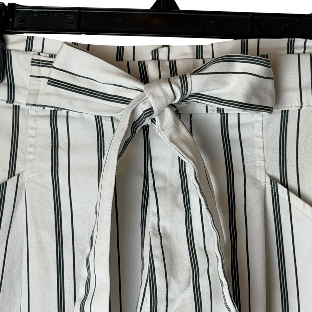 Zara Striped Paperbag Shorts‎ Women XS White Black Tie Waist Preppy Outdoor - Picture 4 of 8